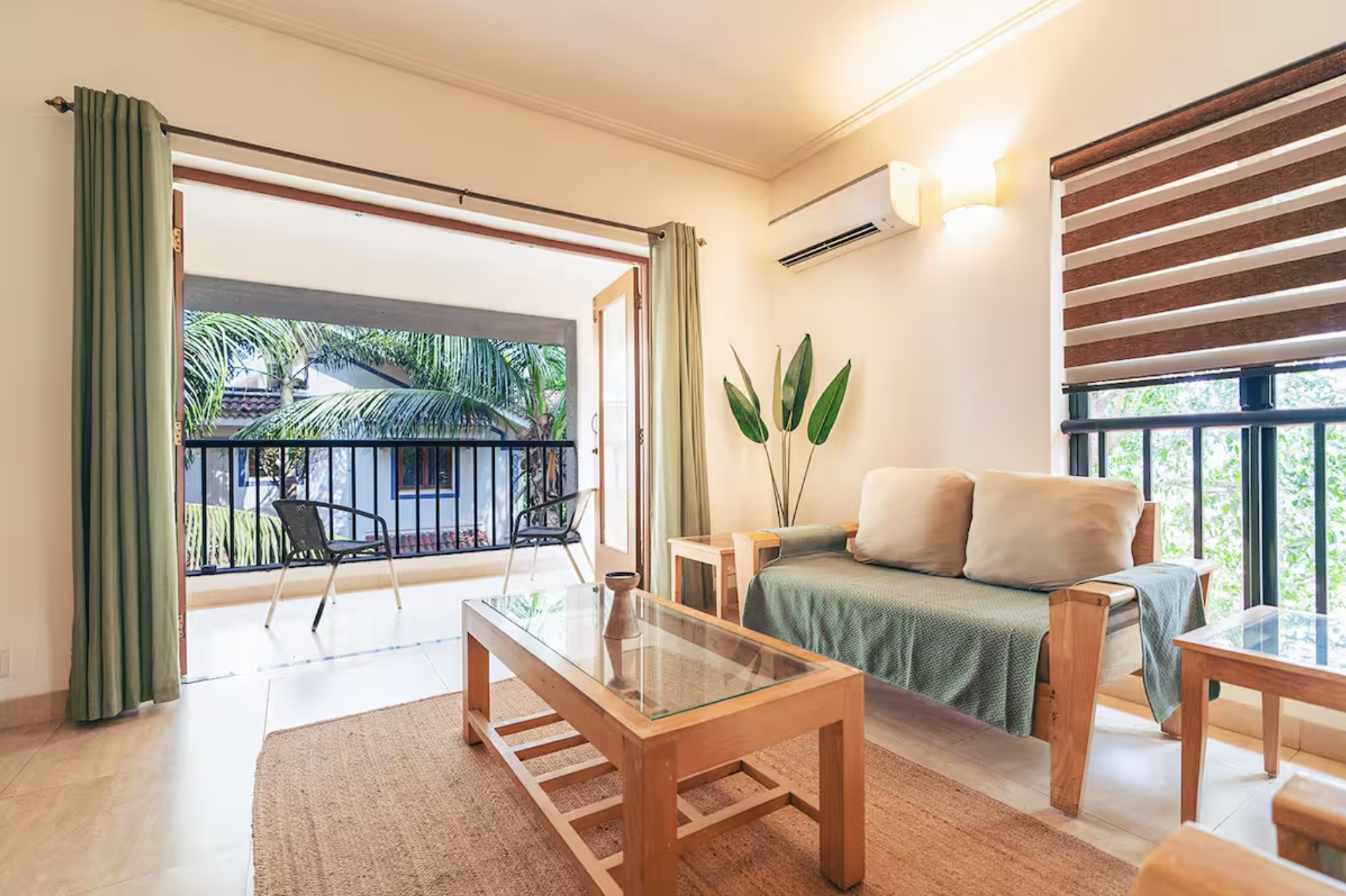 Salvia Door apartment